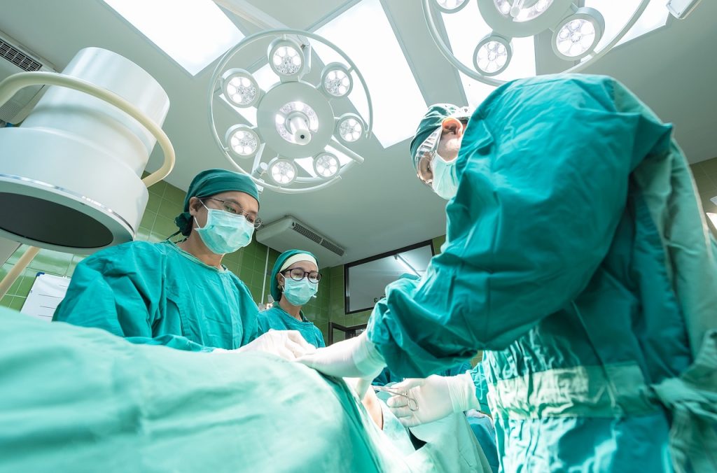 ¿Se puede tratar la apendicitis sin operar?